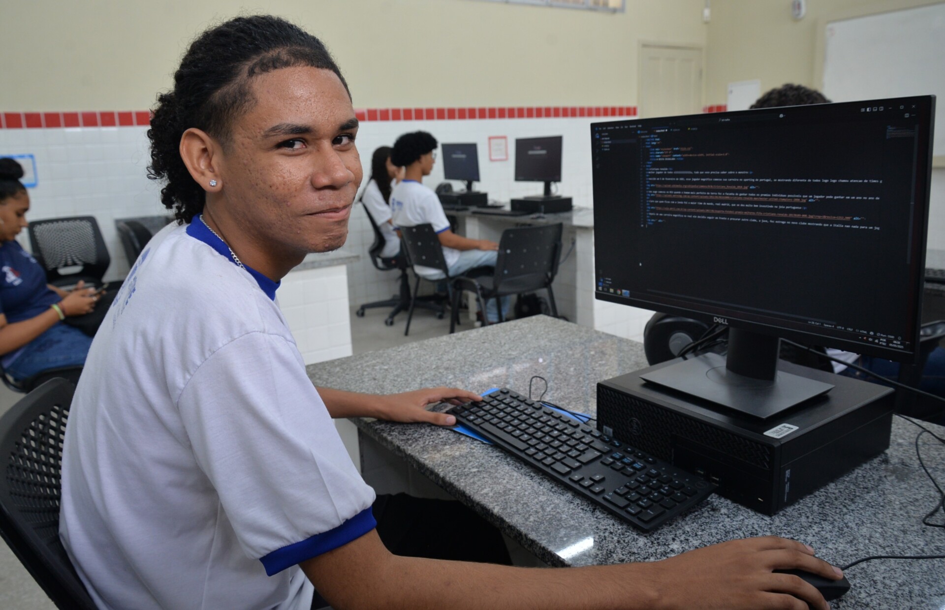 Bruno Henrique, aluno do 3° ano do Centro de Excelência João Costa