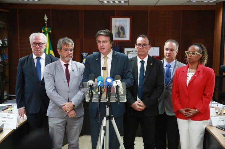 Sergipe bate meta do MEC e é o 8º estado que mais avança em alfabetização no país