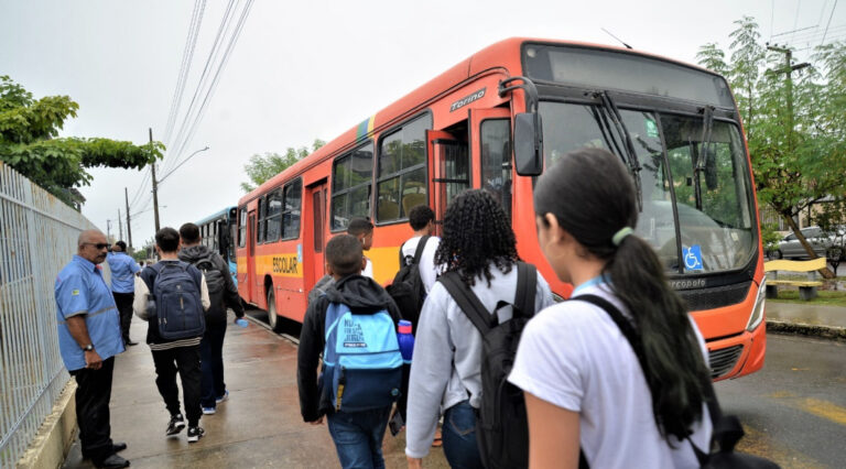 Projeto que limita idade de veículos do transporte escolar em até 10 anos é aprovado na Assembleia