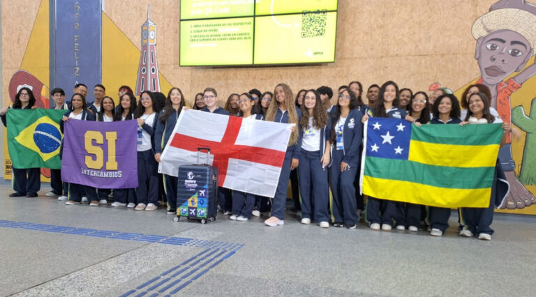 Primeiro grupo de estudantes do ‘Sergipe no Mundo’ em 2025 embarca para intercâmbio internacional