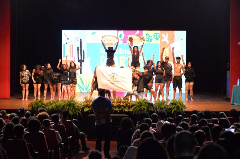 Festival Estudantil de DEArtes chega à 3ª edição com apresentações de poesia, dança, música e teatro