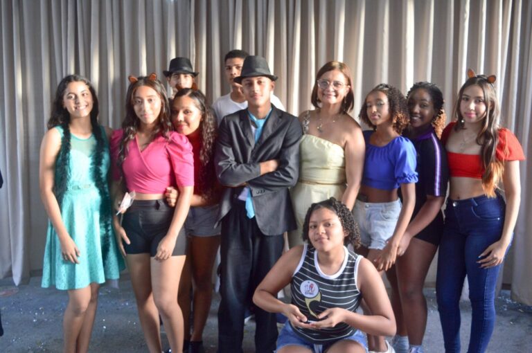 Colégio Poeta José Sampaio promove aprendizado cultural com projeto ‘Lip Sync’