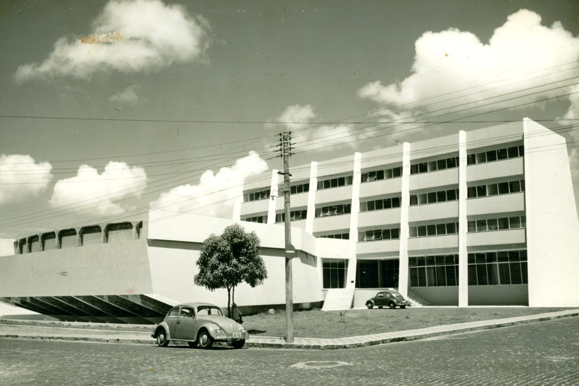 Inauguração da sede (1971)