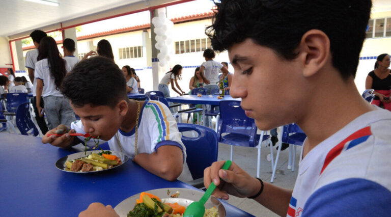 Sergipe adquire mais 63% dos produtos da alimentação escolar de agricultores familiares