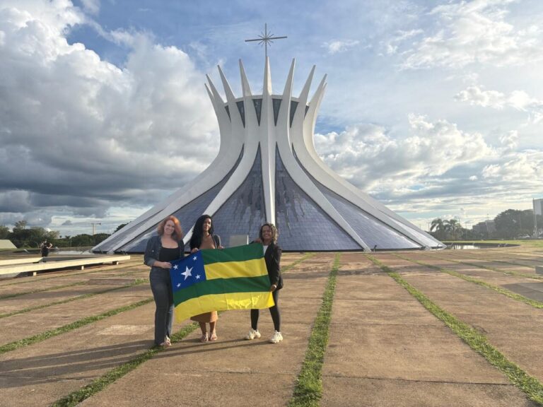Estudante sergipana participa da construção de curso nacional de educação digital e midiática do MEC
