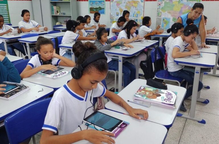 ECA Digital amplia proteção de estudantes e fortalece a educação para o uso seguro da internet