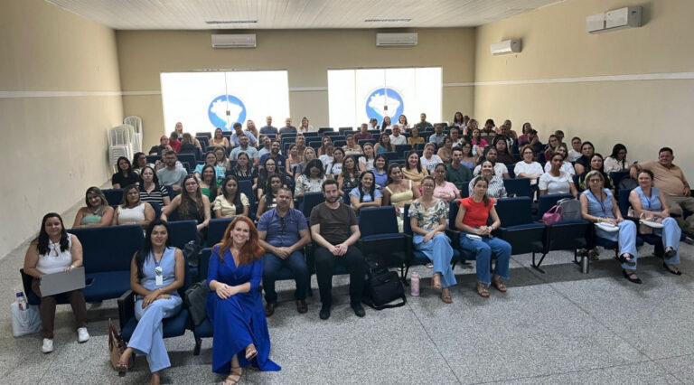 Seed forma mais de 680 educadores e avança na implementação da parte diversificada do Ensino Fundamental em Sergipe