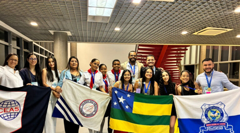 Projeto sobre autismo desenvolvido por estudantes da rede pública estadual leva três prêmios na Febrace 2026