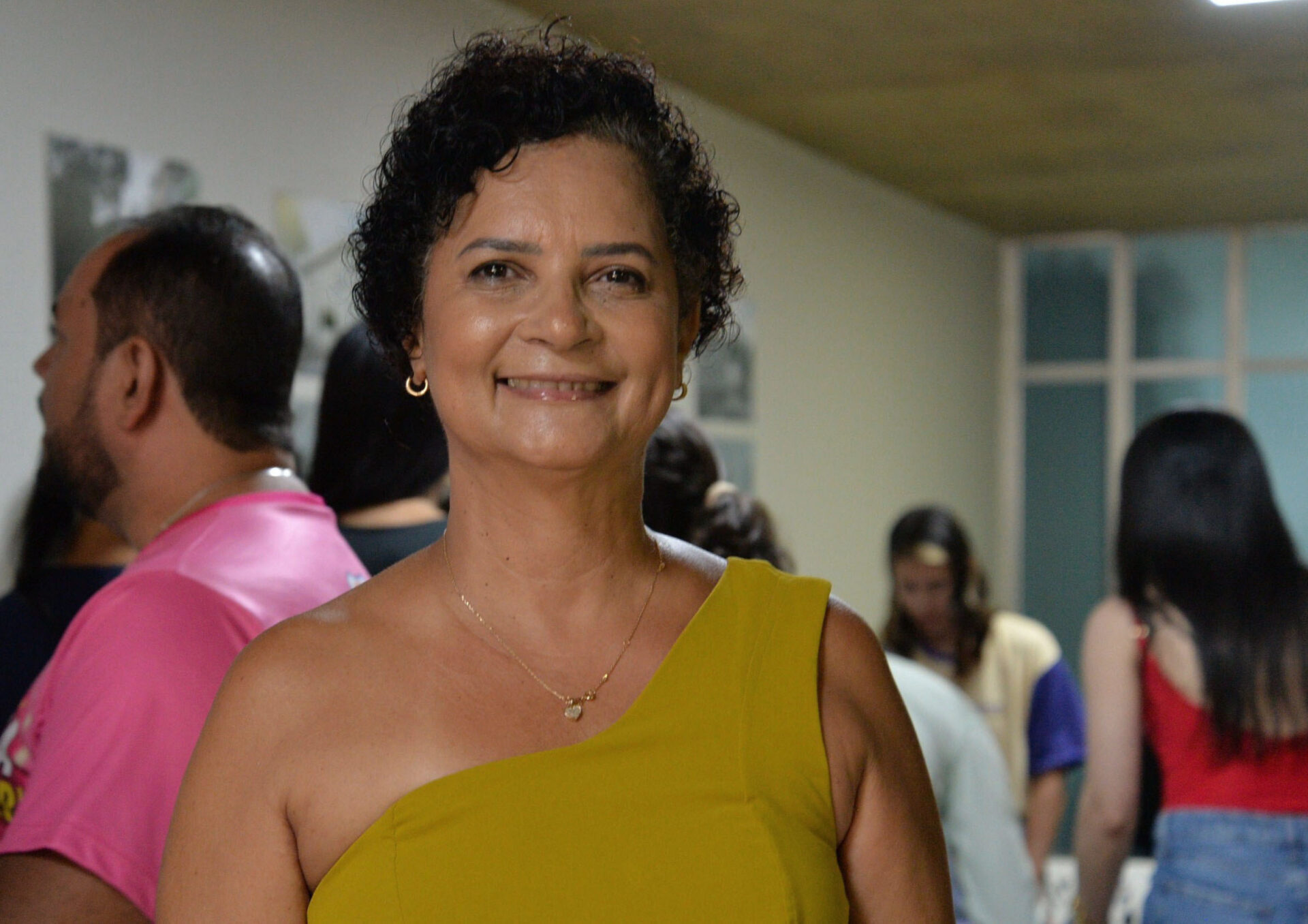 Diretora da DRE 8, Marleide Cruz de Araújo_foto Maria Odília