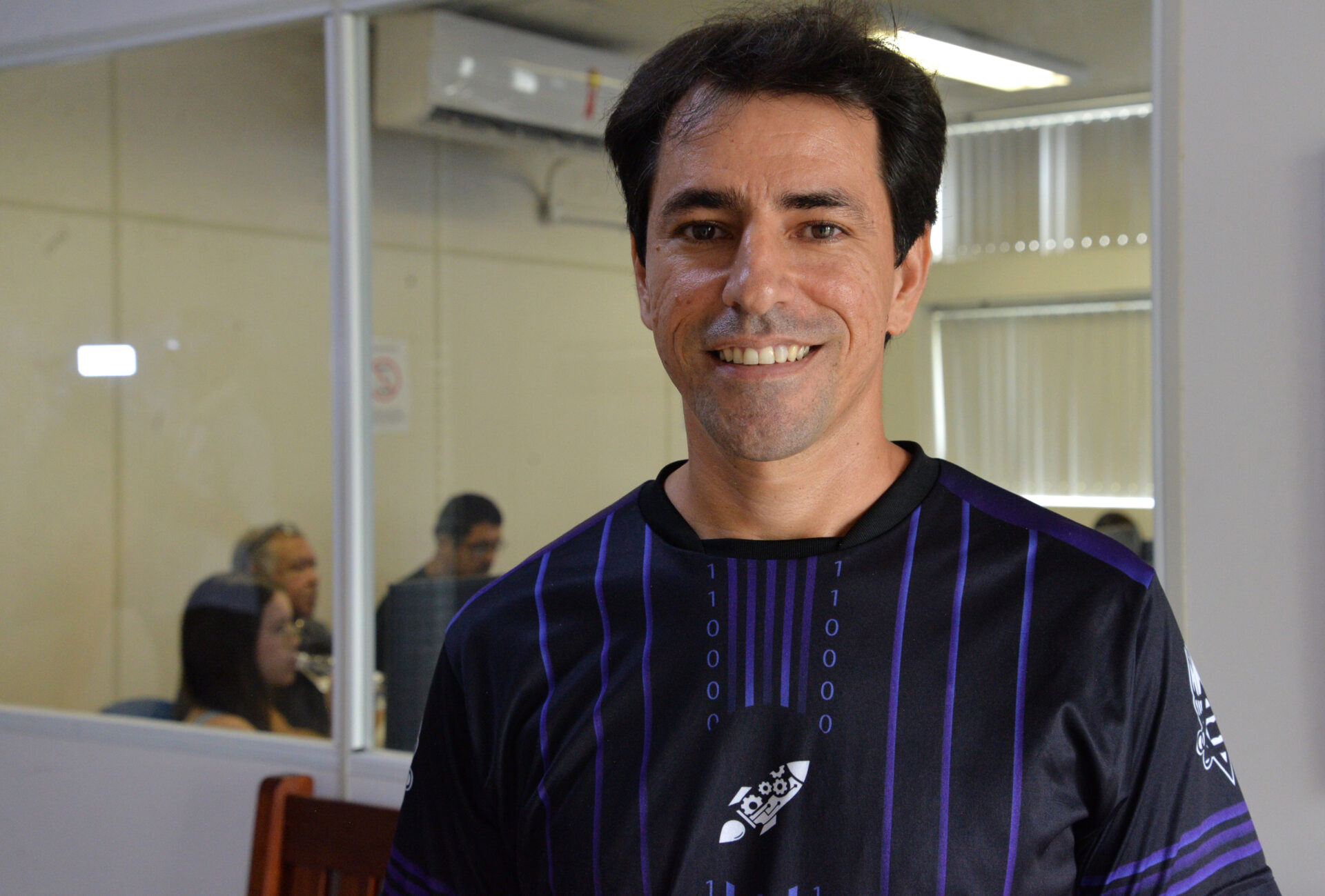 Professor Tiago Viana