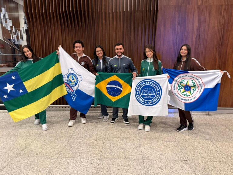 Alunos da rede pública estadual de ensino participam da competição internacional em Nova Iorque