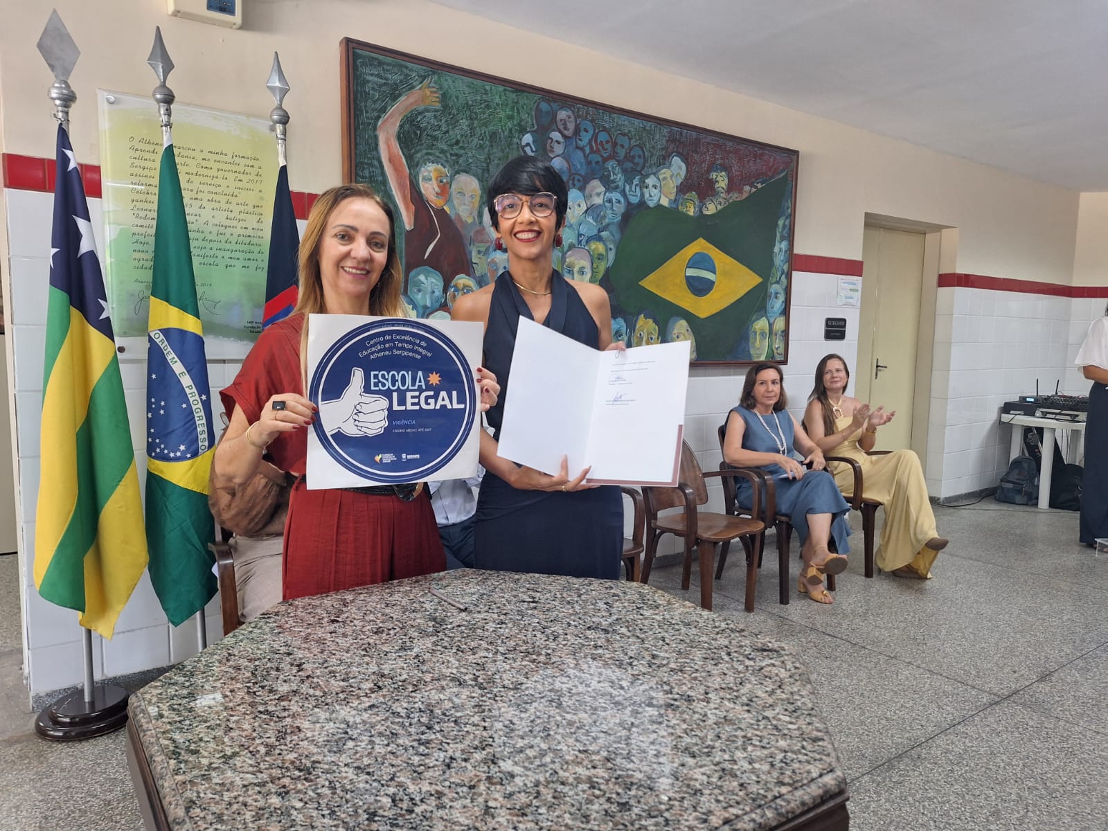 Presidente do CEE-SE, Eliane Passos, e a Secretária de Estado da Educação, Maria Gilvânia Guimarães_ Fotos Michele Becker