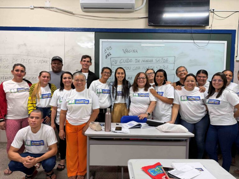 Programa Alfabetiza Sergipe oferece aulas de alfabetização e assistência para comunidades do estado